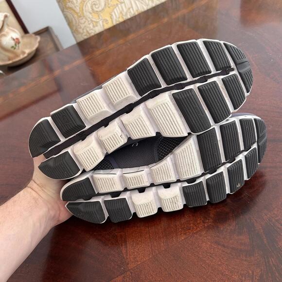 On Cloud Running Shoes Women's Size 9.5 Purple - Picture 7 of 7